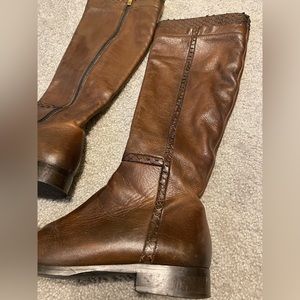 Vera Gomma brown genuine leather boots in great condition. Size 6.5